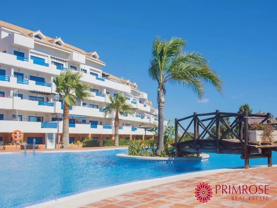 Duquesa Suites Gardens Ground Floor Close To Port, Beach 马尼尔瓦