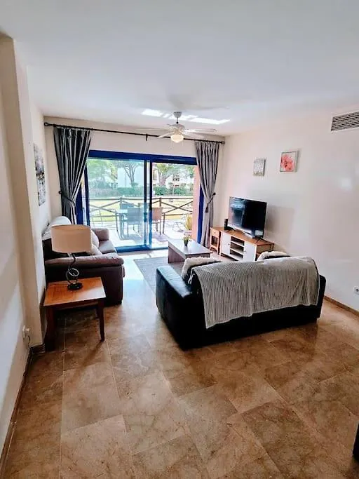公寓 Duquesa Suites Gardens Ground Floor Close To Port, Beach 马尼尔瓦