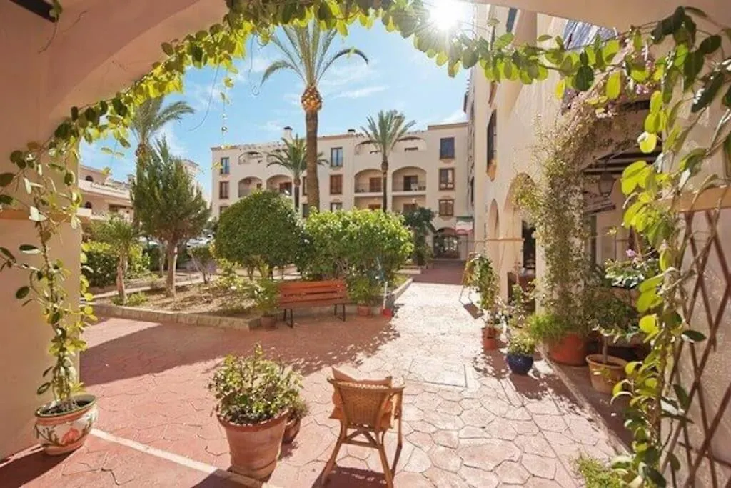 公寓 Duquesa Suites Gardens Ground Floor Close To Port, Beach 马尼尔瓦 西班牙